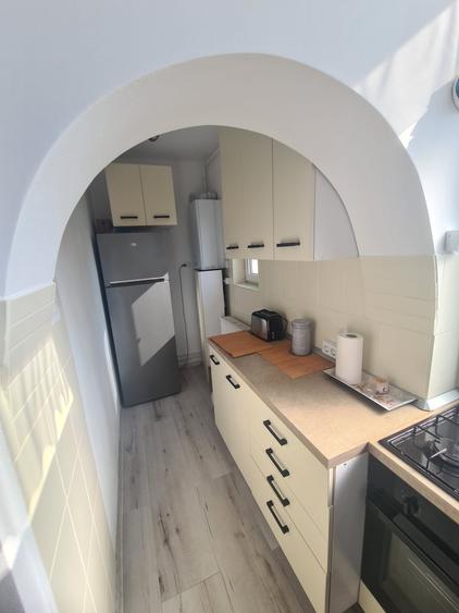 Apartament 55 mp utili, etaj 1, cu garaj de 30 mp, renovat integral