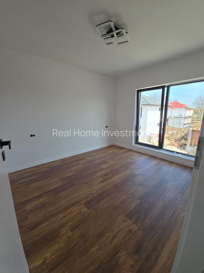 Casa/Vila 4 camere,teren 616 mp/Com.Berceni - 8