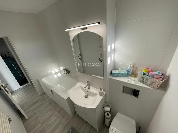 Apartament cu 2 camere, etajul 3/4, zona Podu Ros - 6