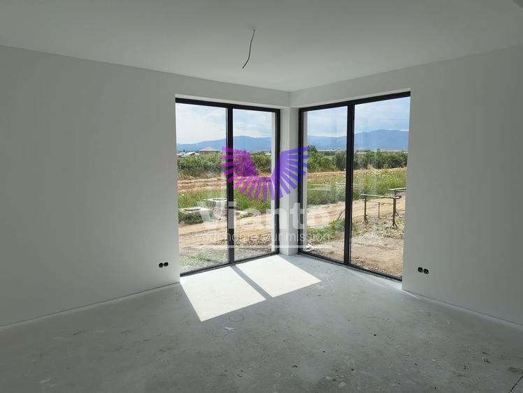 Casa 4 Camere 130mpu, 310 - Cristian