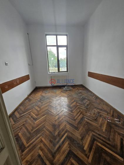 CENTRU - spatiu de birou disponibil imediat!