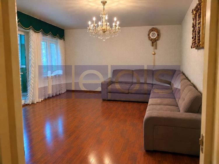 VANZARE 3 CAMERE DECOMANDAT - TIMPURI NOI