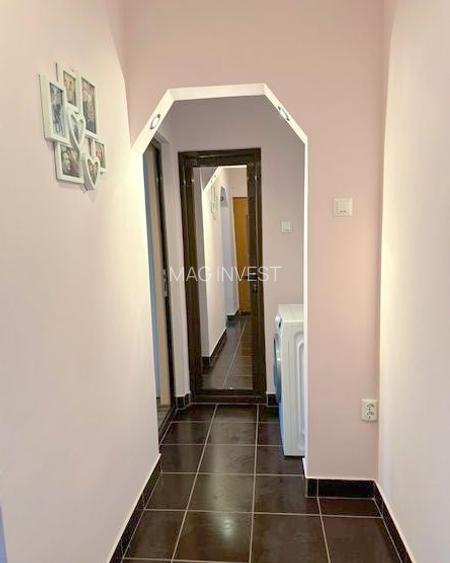 De vanzare apartament cu 3 camere, micro 38, et. 3, 63.000 euro - 5