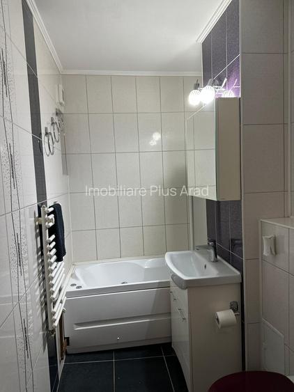 Vand apartament 3 camere zona Lebada - 7
