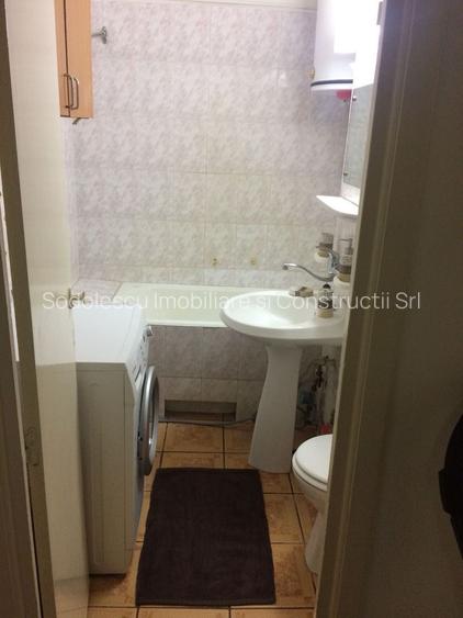Decomandat si spatios zona Girocului - 19