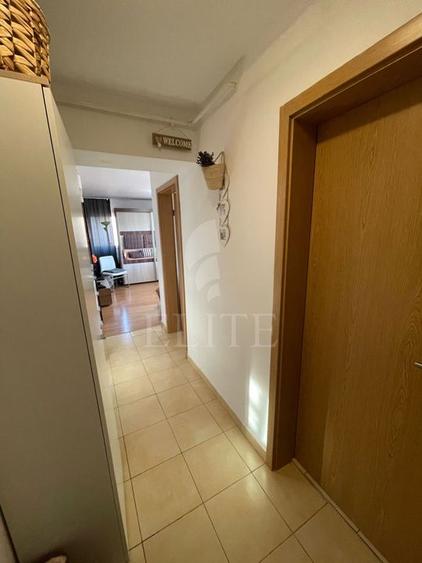 Apartament o camera în zona CALEA TURZII