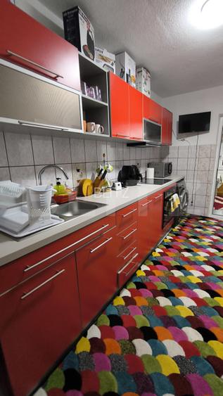 Apartament 3 camere, decomandat, ideal pentru spatiu comercial, zona Burdujeni. - 10