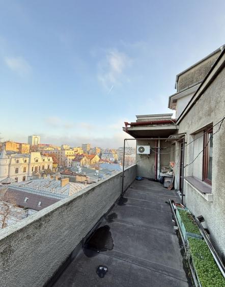 Apartament 90 mp utili + terasă 16 mp – locație excelentă, vedere panoramică