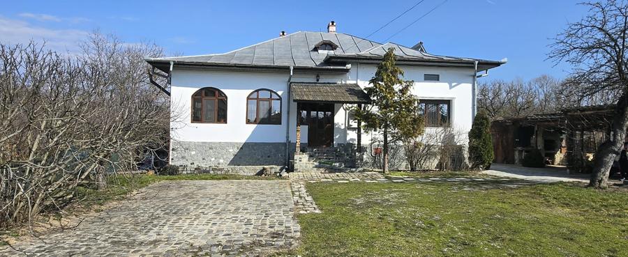 Proprietate de excepție în Lelești – la doar 8 km de Târgu Jiu