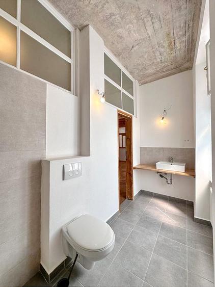 Apartament Spatios in casa, langa Biserica Neagra