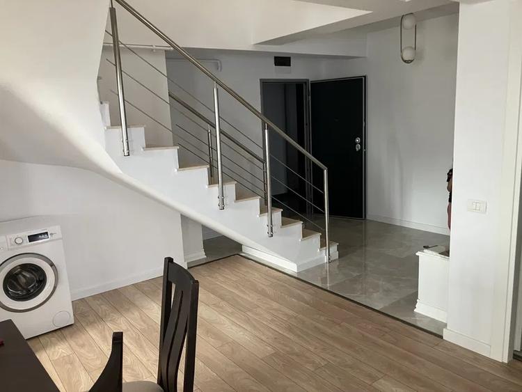 Duplex 3 camere de inchiriat in Faleza Nord