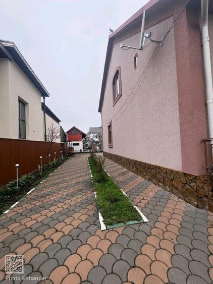 Casa zona rezidentiala , 700mp teren, Radauti
