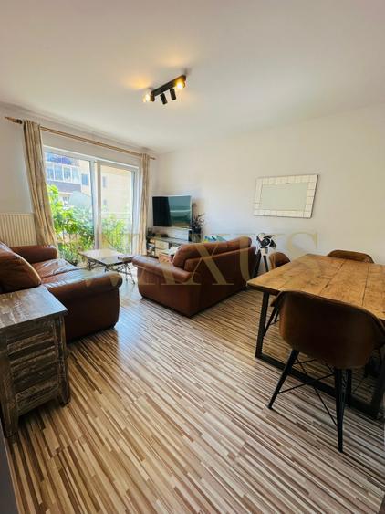 Apartament cu 2 camere decomandate, etaj intermediar, 60 mp, parcare, Porii