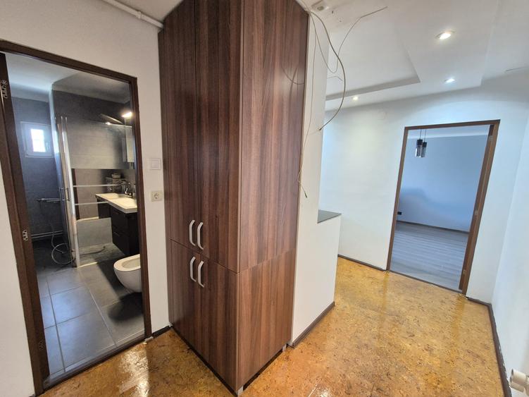 Inchiriere Apartament 2 Camere decomandat zona Centrul Civic CEC