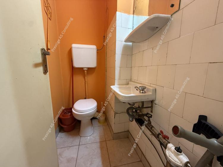 Apartament 4 camere, parter inalt zona Punctele Cardinale - Central