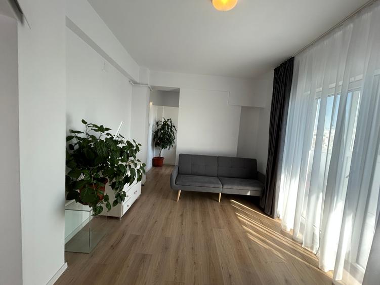 Apartamentul, primul chiriasi