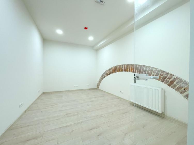 Spatiu birouri - 32 mp I zona Ultracentrala - Piata Unirii