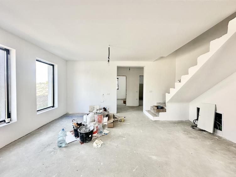 Duplex cu 4 camere - zid dublu - 130 mp utili - Bazosu Nou
