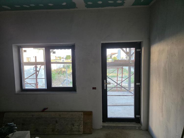 CASĂ NOUĂ – CUMPĂNA | 610 MP TEREN | UTILITĂȚI | STRADĂ ASFALTATĂ