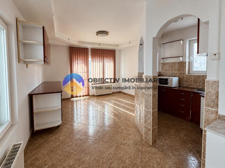 Casa + teren 3.863 mp – Agapia, jud. Neamț