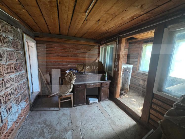 Casă cu potențial de investiție -în comuna Hătuica - 9