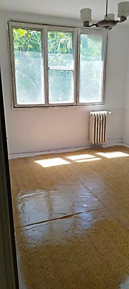 Apartament 3 camere l Aleea Uioara Nr 4A bloc 4bis l Berceni - 87.000€