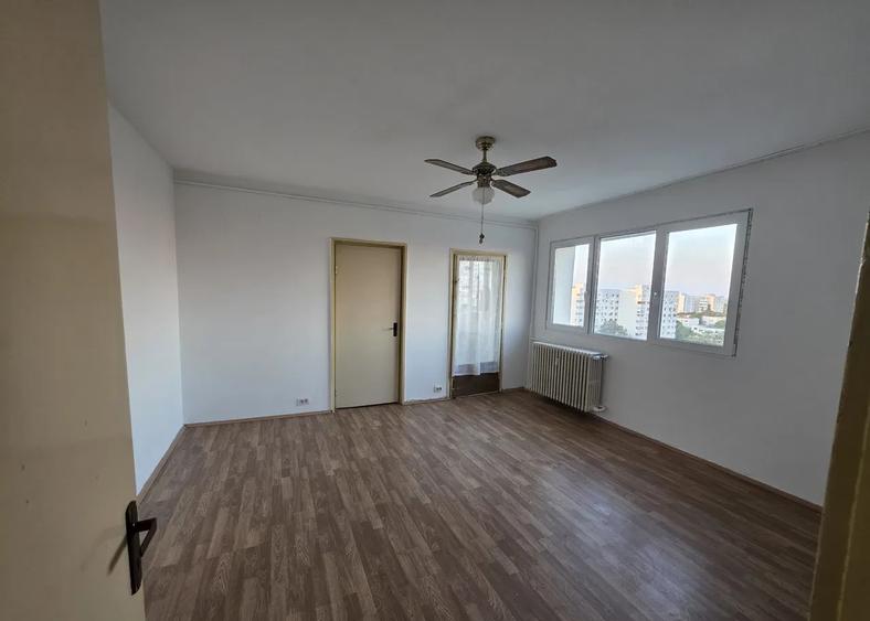 Titan - 2 camere - De renovat - Oportunitate - Investiție - Metrou