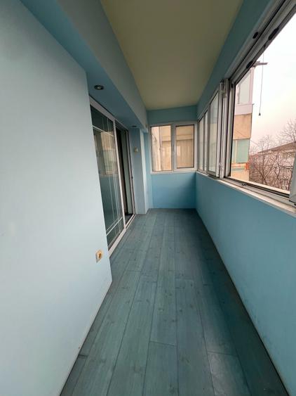 Apartament 3 camere Zona Laris -Finante - etaj 3/4 - 85 mp