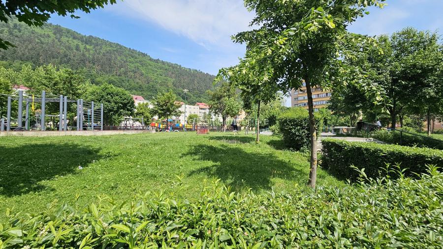 Racadau-Parc apartament 3 camere mobilat, utilat - 13