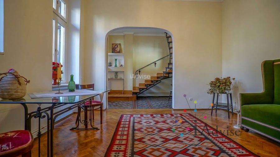 Vilă Istorică de Excepție în Centrul Istoric | 15 Camere | Acces Auto - 10