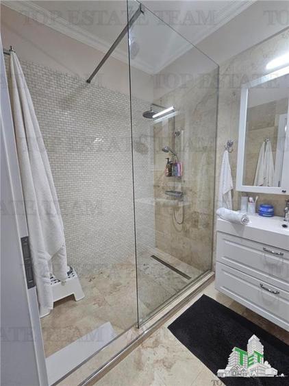 Vila lux unicata 1000mp teren - 15 minute de Bucuresti