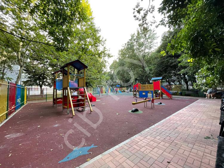 Apartament 2 camere,Drumul Taberei,4 min. metrou Romancierilor , Str. Nera 2 - 22