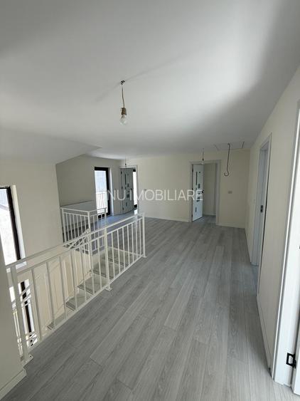 Vila Individuală 4 camere in Letcani Iasi, 196 mp utili teren 400 mp, Liberă, Mutare imediată - 9