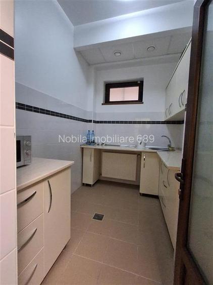 SPATIU COMERCIAL DE INCHIARIAT ZONA DE SUS ONESTI - 21