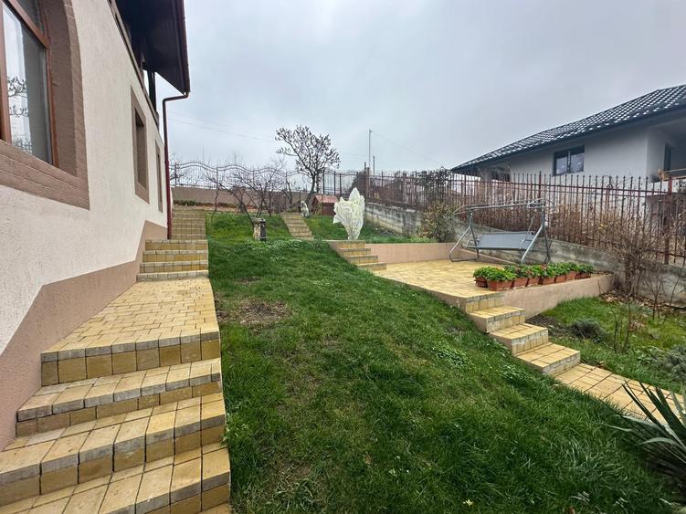 Casa de vanzare in Bucium