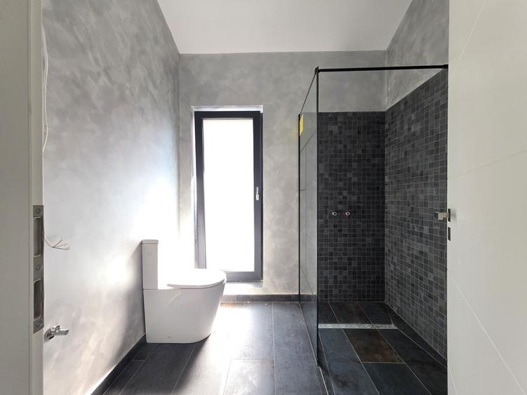 Casa individuala pe parter, 4 camere, teren 500mp