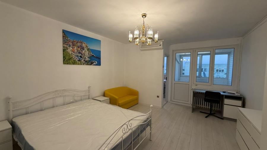 Garsoniera, semidecomandata, 32 mp, balcon, ac, metrou aproape, Drumul Taberei