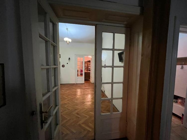 Vanzare Apartament in vila Parc Carol, Unirii