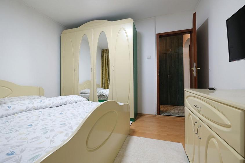 BANEASA-Str. Marinarilor, apartament 2 camere decomandate cu centrala