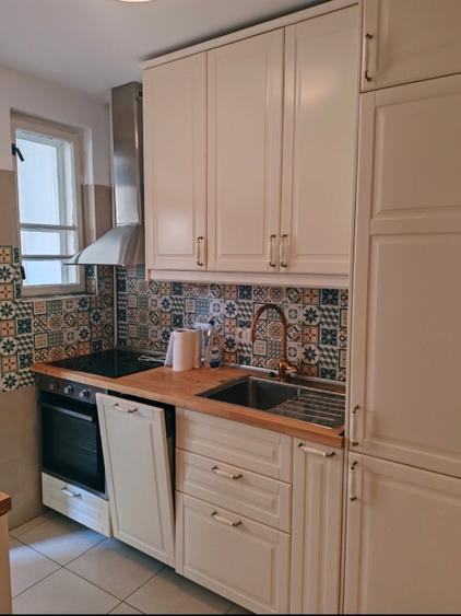 Vila cu prestigiu, D+P+E+M,  pozitie exceptionala langa Palatul  Cotroceni