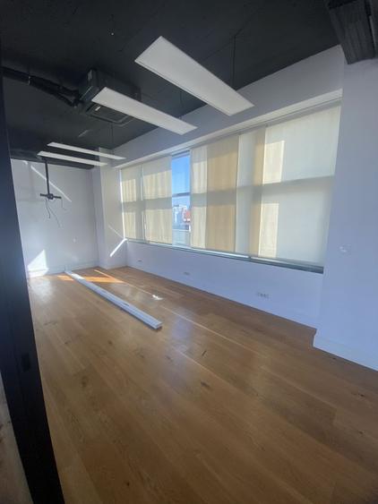 Birouri de închiriat | 102 mp (+198 mp terasa) | Piața Romană
