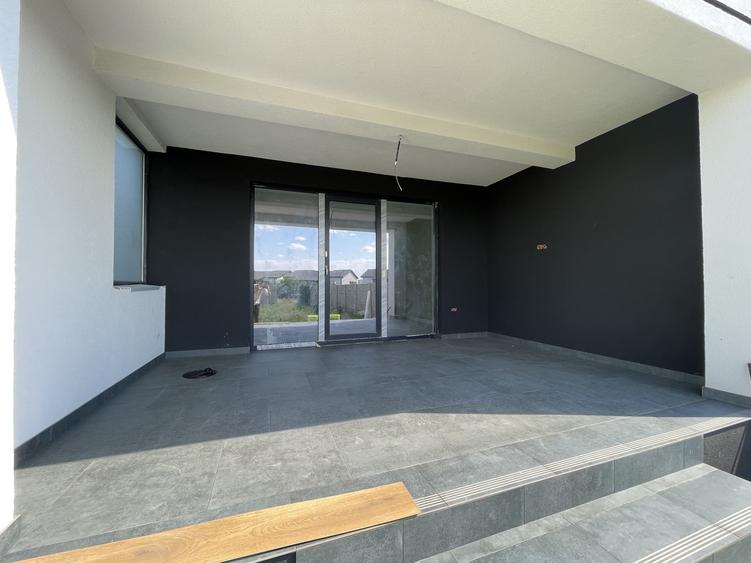 Duplex 4 camere despartit prin camera tehnica - Urseni