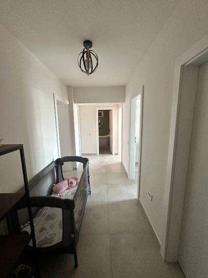 Apartament 3 camere, complet renovat 2025