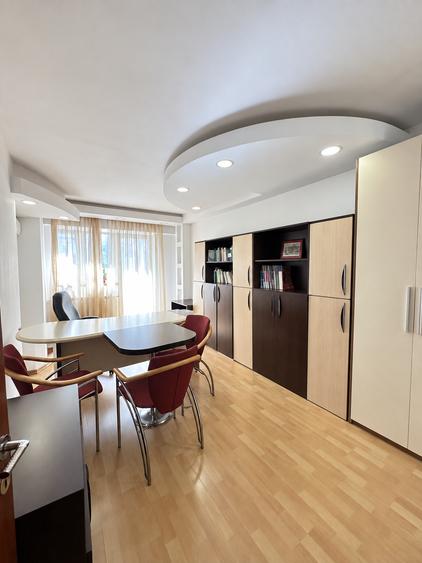 3 Camere | Nerva Traian | Timpuri Noi | Birou | Etaj 1 | Vad comercial