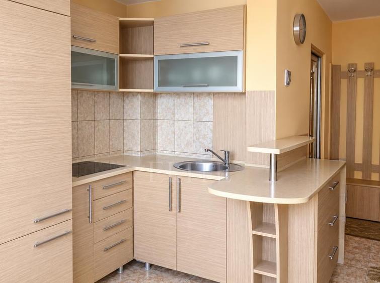 Apartament o camera în zona BILLA