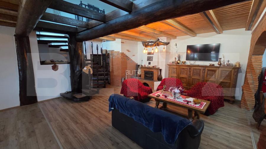 Casă de vânzare, 271 mp, zona Oiejdea - 12