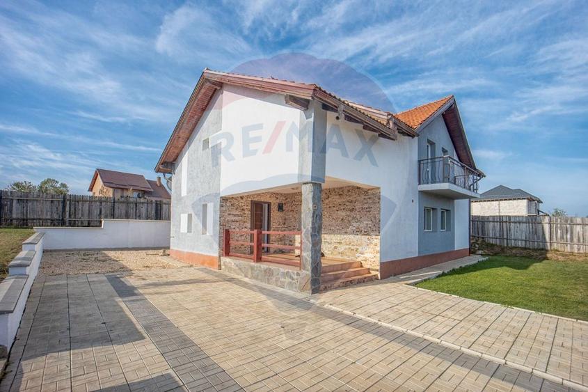 Casă modernă cu 4 camere | Bod, Brașov | Oportunitate unică
