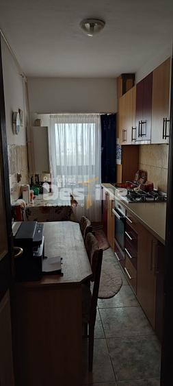 Apartament cu 1 camera ,decomandat , mobilat si renovat recent