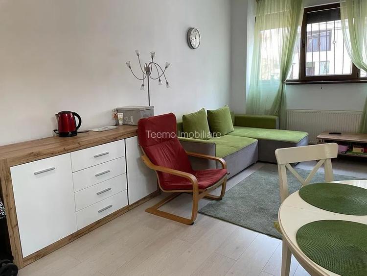 Apartament 2 camere, decomandat, 50 mp, centrala proprie, metrou aproape, 1 Mai - 3