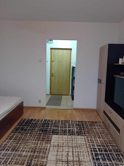 Garsoniera, decomandata, 34 mp, ac, balcon, metrou aproape, Lujerului